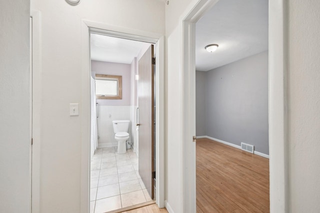 272 Butler Ave E, West Saint Paul, MN 55118 - hall featuring light wood-style flooring