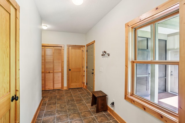 31338 Oasis Rd, Center City, MN 55012 - hallway featuring baseboards