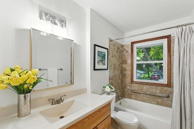 1821 Wilson Ave, Saint Paul, MN 55106 - bathroom with vanity and shower / tub combo