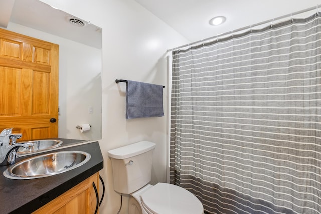 3205 Adair Ave NE, Buffalo, MN 55313 - full bathroom with vanity and a shower with curtain