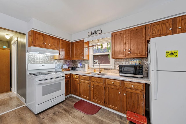 725 Francis St, Faribault, MN 55021 - photo 24