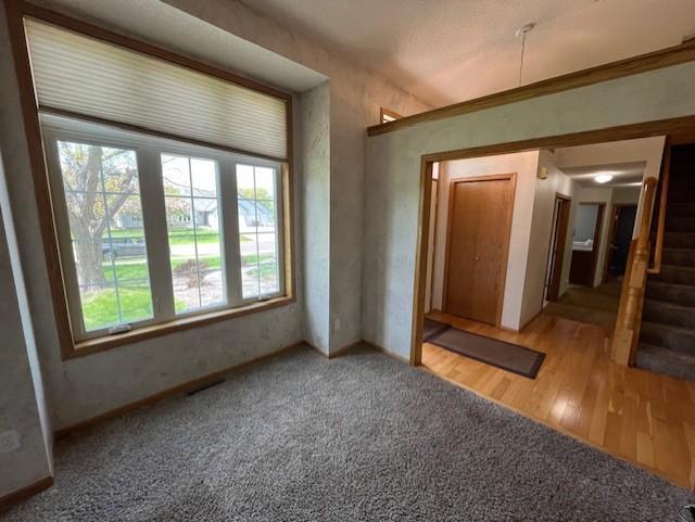 13374 Zachman Dr, Rogers, MN 55374 - photo 5