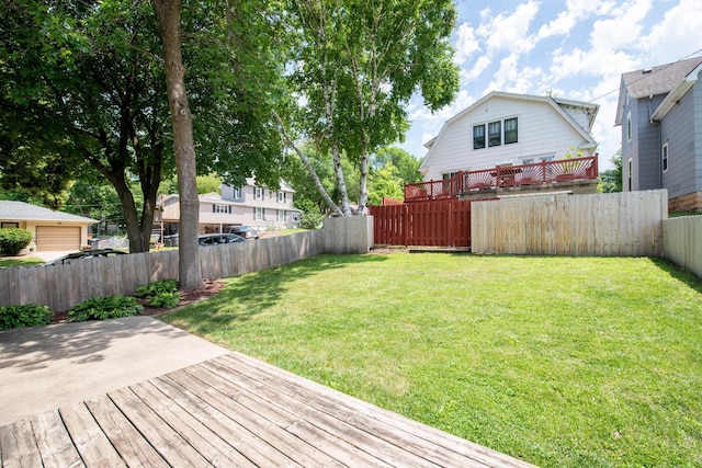 517 Elm St, Mankato, MN 56001 - fenced backyard featuring a deck