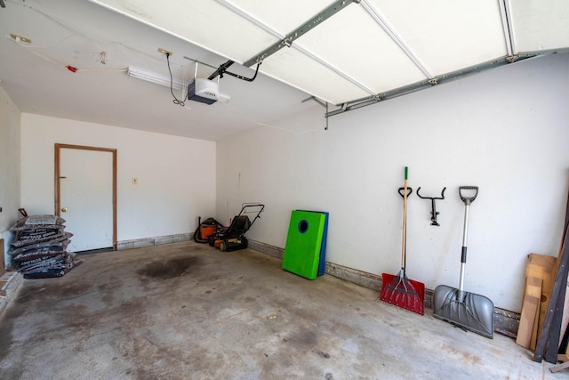 517 Elm St, Mankato, MN 56001 - garage with a garage door opener