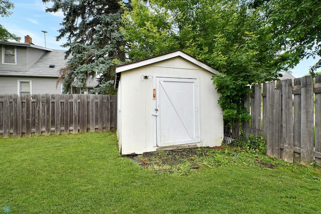 51 6th Ave N, Fargo, ND 58102 - view of shed featuring a fenced backyard