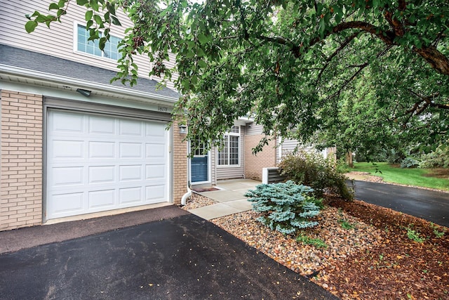 18171 Settlers Way, Eden Prairie, MN 55437 - photo 1