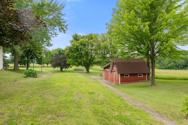 9691 Kadler Ave NE, Otsego, MN 55362 - view of grassy yard with an outbuilding