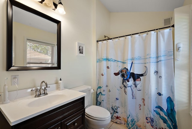 4407 Curve Ave, Edina, MN 55424 - full bathroom featuring vanity, curtained shower, and tile patterned floors
