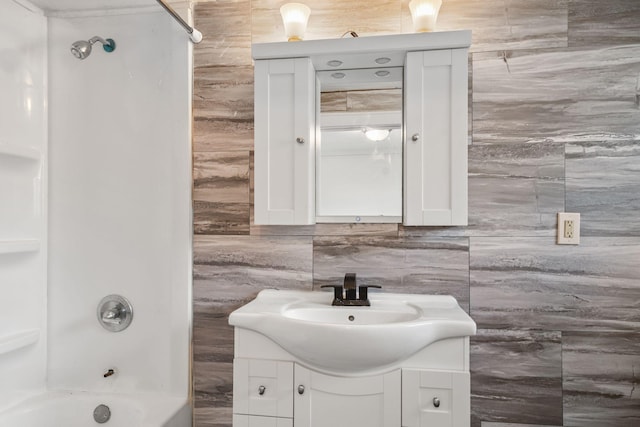569 Hatch Ave, Saint Paul, MN 55117 - photo 5