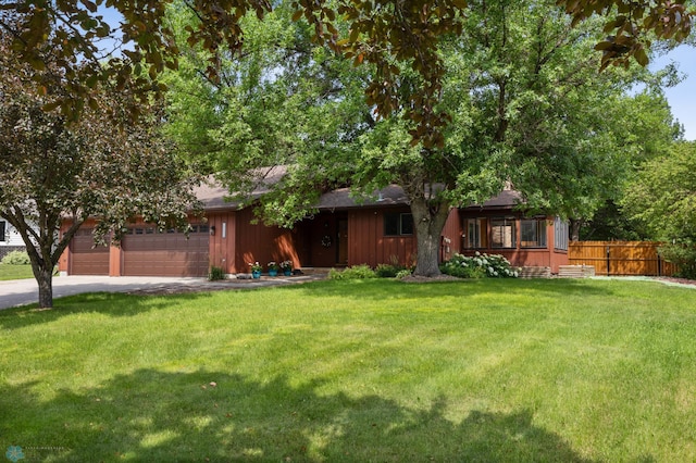 1732 31st Street Cir S, Moorhead, MN 56560 - photo 1