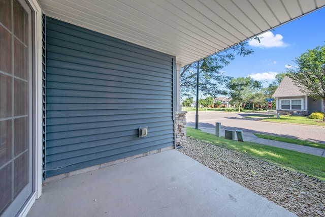 4715 Wyngate Blvd, Forest Lake, MN 55025 - view of patio / terrace