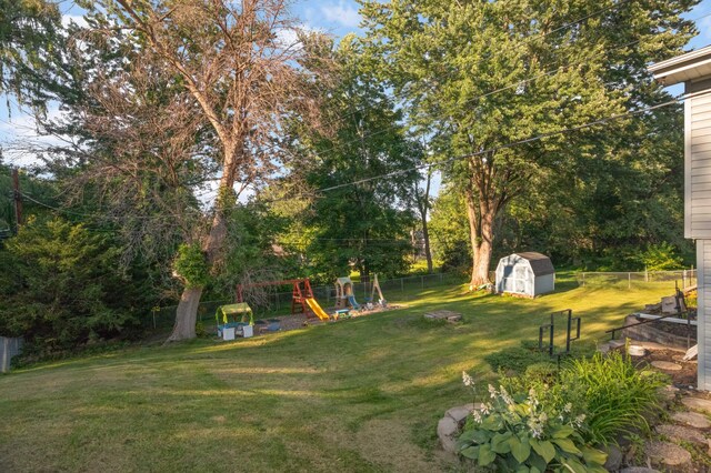 3208 Brookview Dr, Burnsville, MN 55337 - photo 24