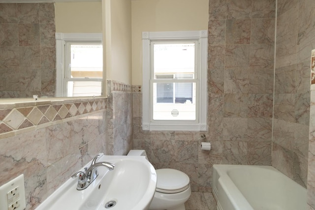 4700 Xerxes Ave N, Minneapolis, MN 55430 - bathroom featuring tile walls and a tub