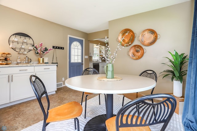 414 21st Ave N, Fargo, ND 58102 - dining space featuring baseboards