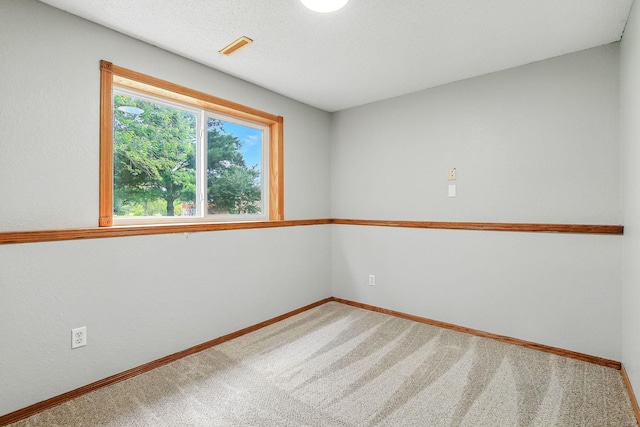 11883 Marigold Way, Lindstrom, MN 55045 - carpeted spare room featuring baseboards