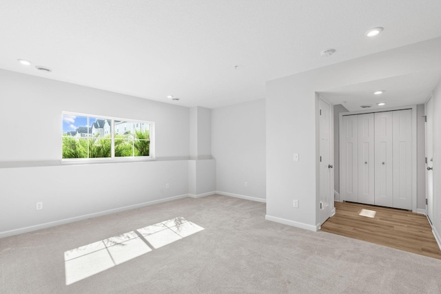 7614 Connie Ln, Inver Grove Heights, MN 55076 - unfurnished room featuring carpet, recessed lighting, and a smoke detector