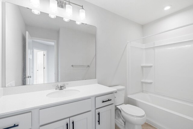 7614 Connie Ln, Inver Grove Heights, MN 55076 - bathroom with vanity and shower / tub combination