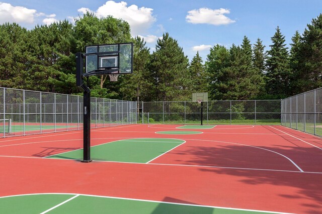 549 Vicki Ln, Shoreview, MN 55126 - view of basketball court with community basketball court