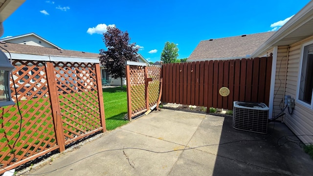 9136 Windsor Ter, Brooklyn Park, MN 55443 - view of patio