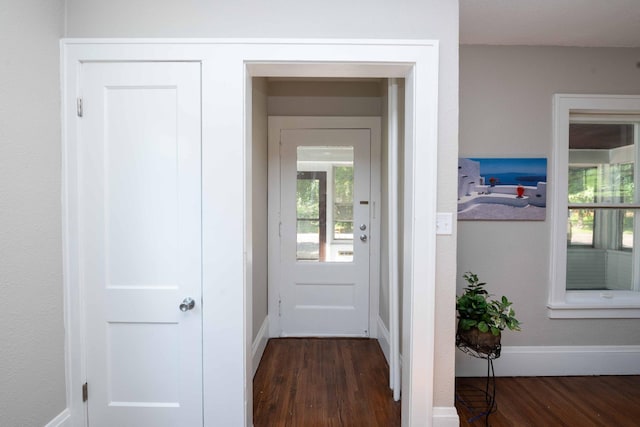 1702 Minnehaha Ave W, Saint Paul, MN 55104 - entryway with wood finished floors