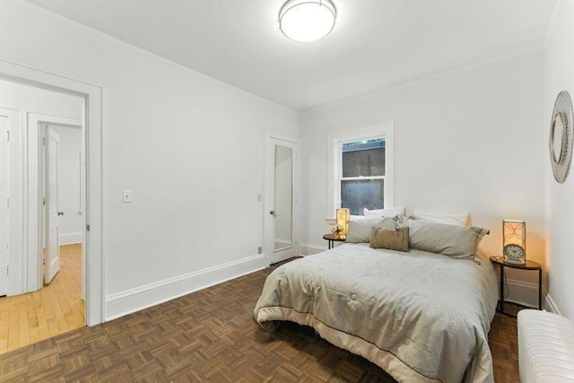 3148 Bryant Ave S, Minneapolis, MN 55408 - bedroom featuring radiator and crown molding