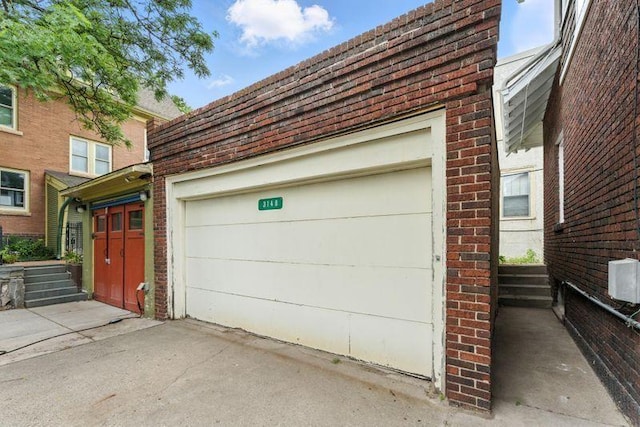 3148 Bryant Ave S, Minneapolis, MN 55408 - view of garage