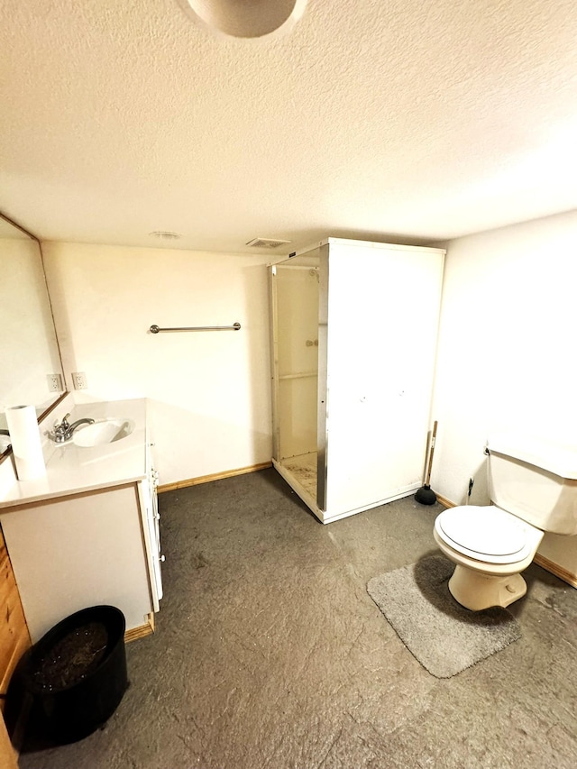 600 Gilbert Ave S, Park Rapids, MN 56470 - bathroom with vanity and a textured ceiling