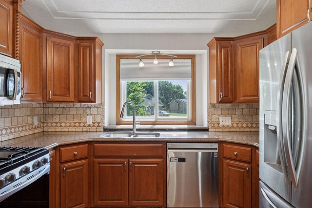 16276 Greenbriar Ct, Lakeville, MN 55044 - photo 14