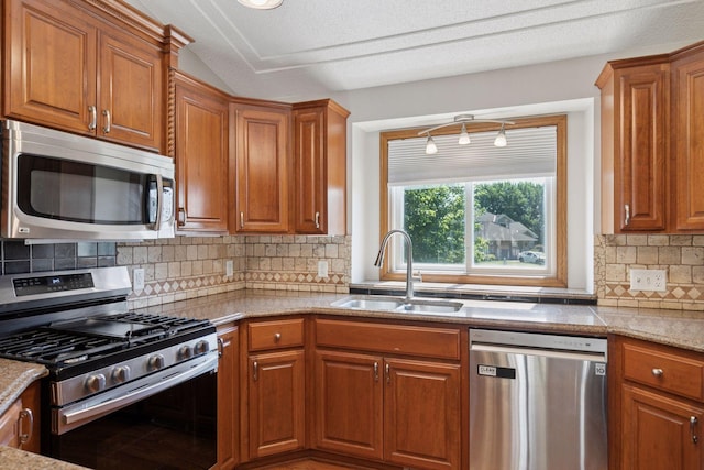 16276 Greenbriar Ct, Lakeville, MN 55044 - photo 15