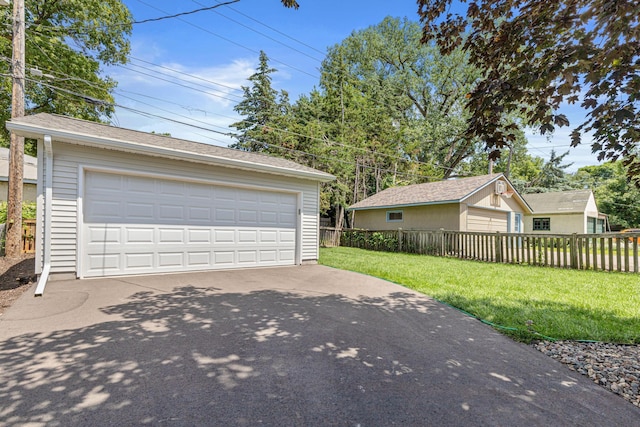 500 Otis Ave, Saint Paul, MN 55104 - view of detached garage