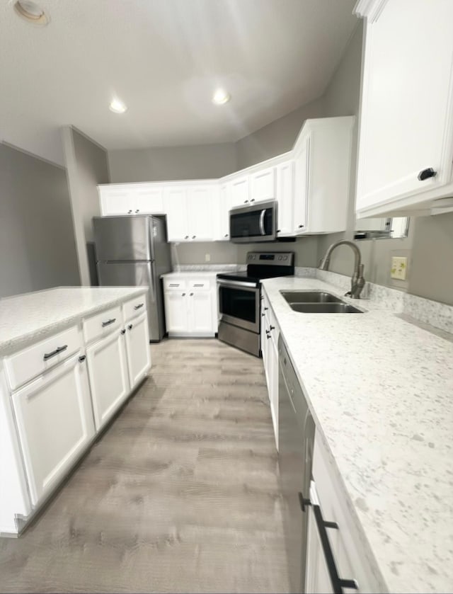 401 Hickory Ln N, Oakdale, MN 55128 - photo 21