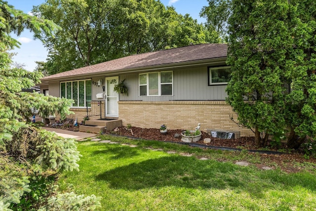 6371 7th St NE, Fridley, MN 55432 - photo 2