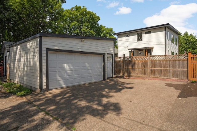 4640 Portland Ave, Minneapolis, MN 55407 - view of detached garage