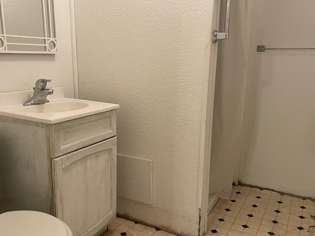 77 Morgan St, Tracy, MN 56175 - full bathroom featuring vanity and toilet
