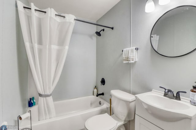 27096 Little Floyd Lake Rd Unit 8, Detroit Twp, MN 56501 - bathroom with shower / bath combo with shower curtain and vanity