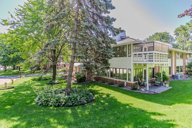 1142 Rose Pl, Roseville, MN 55113 - photo 3