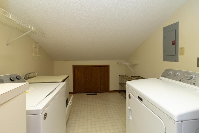 1142 Rose Pl, Roseville, MN 55113 - photo 29