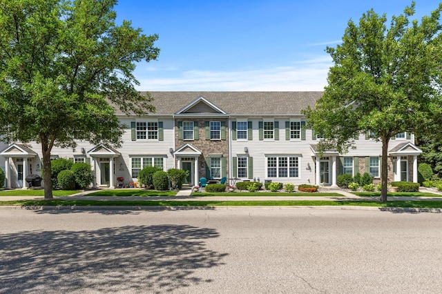 2094 Clover Ridge Dr, Chaska, MN 55318 - photo 5