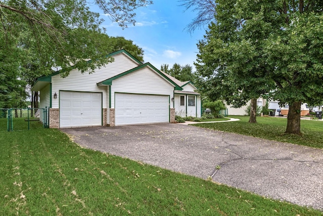5830 Forest Boulevard Trl, Wyoming, MN 55092 - single story home featuring brick siding, driveway, and a garage