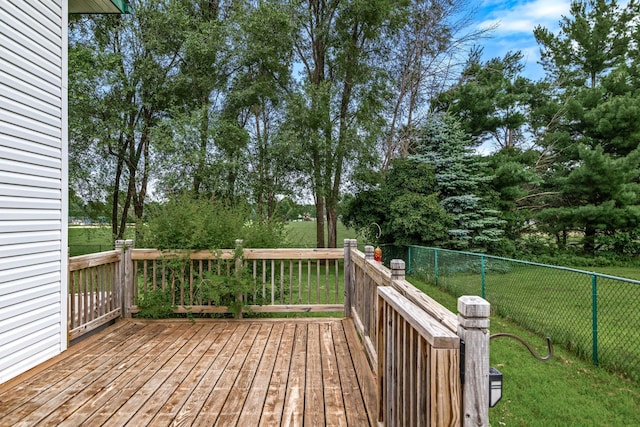 5830 Forest Boulevard Trl, Wyoming, MN 55092 - wooden deck featuring view of scattered trees