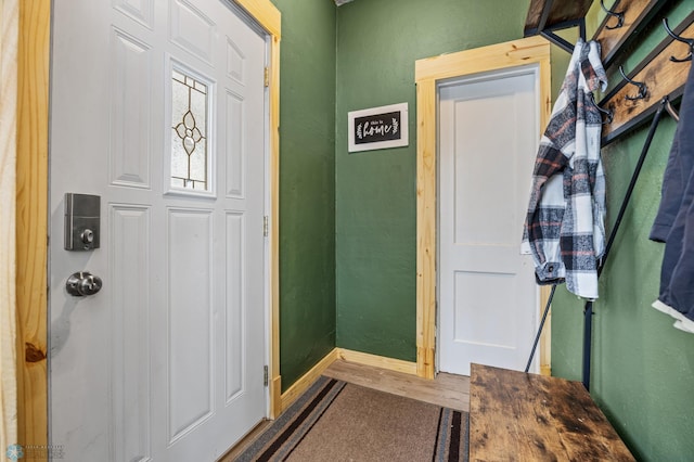 1035 University Dr N, Fargo, ND 58102 - foyer featuring baseboards