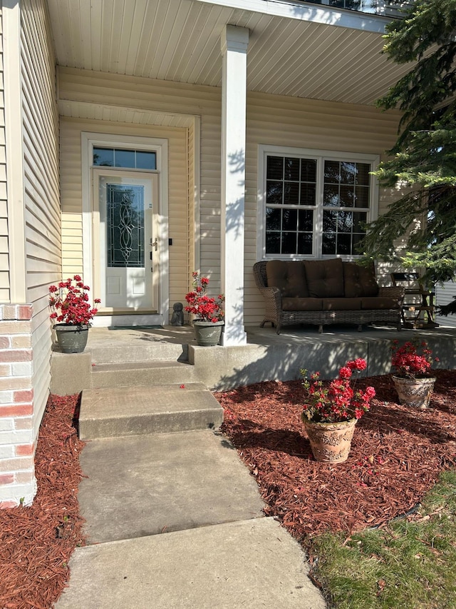 7263 Falmouth Curv, Shakopee, MN 55379 - view of exterior entry with a porch