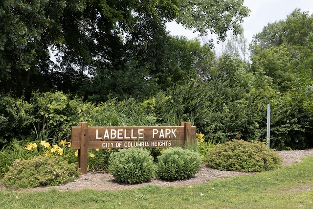 3979 Reservoir Blvd, Columbia Heights, MN 55421 - view of community / neighborhood sign
