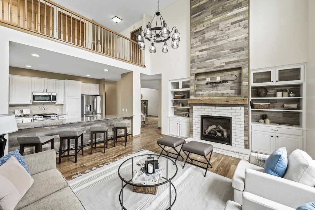 8529 Savanna Oaks Ln, Woodbury, MN 55125 - photo 1