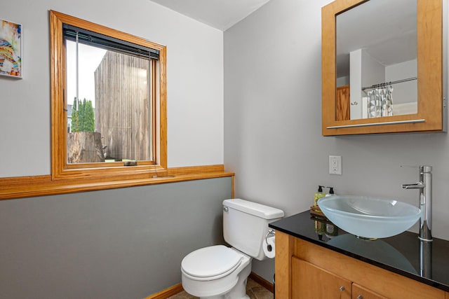 133 Uriah Ct, Mankato, MN 56001 - full bath featuring vanity and toilet