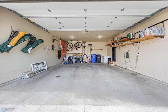 5543 Tuscan Ct S, Fargo, ND 58104 - view of garage