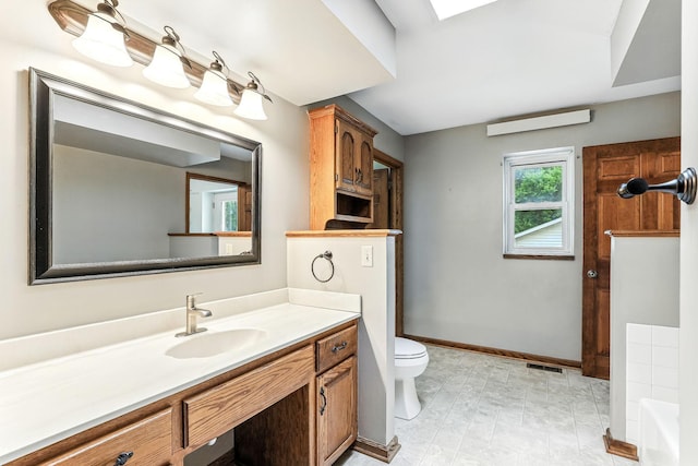 453 Van Dyke St, Saint Paul, MN 55119 - full bath featuring vanity, a tub to relax in, and a shower