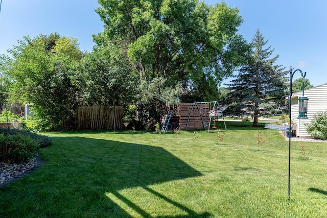 2045 Roberta Dr, North Mankato, MN 56003 - view of yard