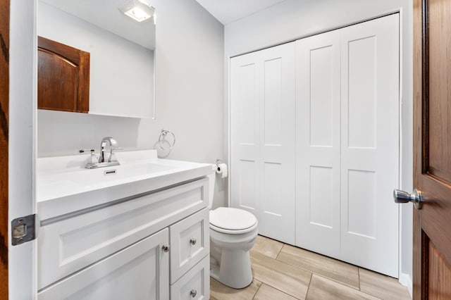 55170 Forest Blvd, Rush City, MN 55069 - bathroom with vanity and a closet