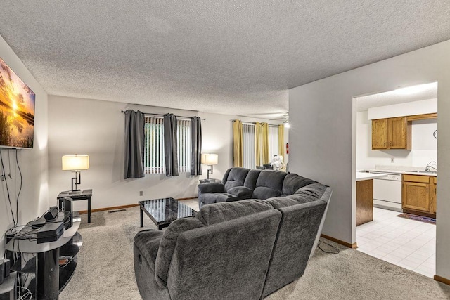 971 Heritage Ct E Unit 204, Vadnais Heights, MN 55127 - photo 4